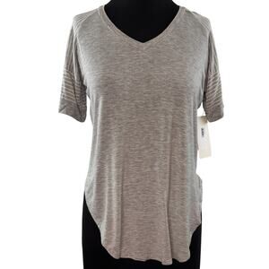 Body Language Anderson Gray Top Stretch Striped Crew Curved Hem Size Small S NEW
